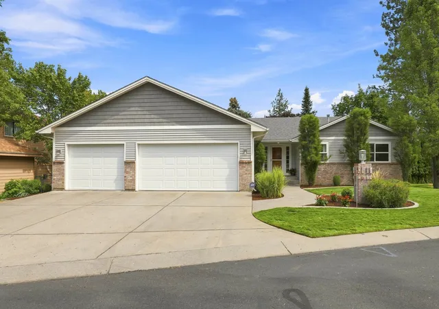 1st image of 1727 S Stanley Ln, Spokane Valley, WA 99212 | MLS# 202622956