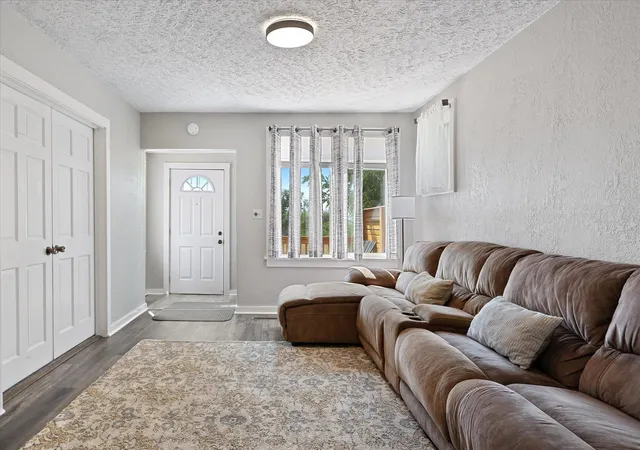 5th image of 110 W Gray Ct, Spokane, WA 99205 | MLS# 202622963