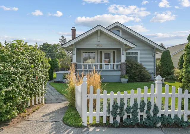 1st image of 4028 N Lincoln St, Spokane, WA 99205 | MLS# 202622971