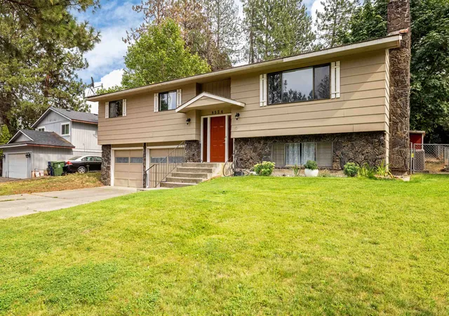 Photo 3 of Sale Pending at 8524 N Hill N Dale St, Spokane, WA 99208 | MLS# 202622973 | Listing updated on 2026-10-03