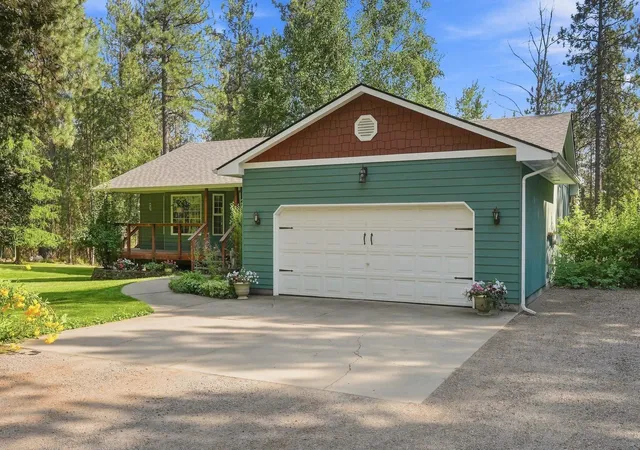 3rd image of 26208 E Idaho Pines Ln, Newman Lake, WA 99025 | MLS# 202622974