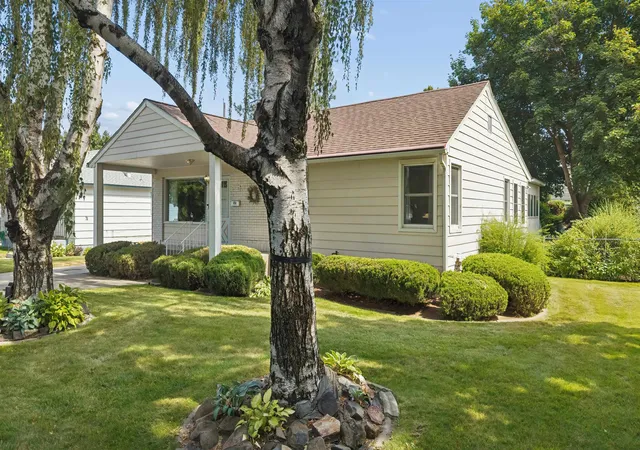 3rd image of 5726 N C St, Spokane, WA 99205 | MLS# 202622975