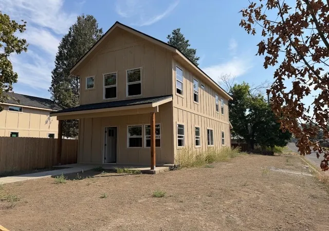 Photo 3 of Single family home for sale at 6100 N Stevens St, Spokane, WA 99205 | MLS# 202622979 | Listing updated on 2026-09-02