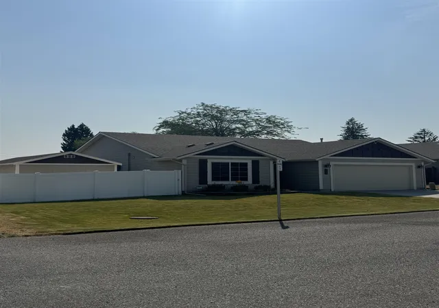 1st image of 722 N Mamer Ln, Spokane Valley, WA 99216 | MLS# 202622981