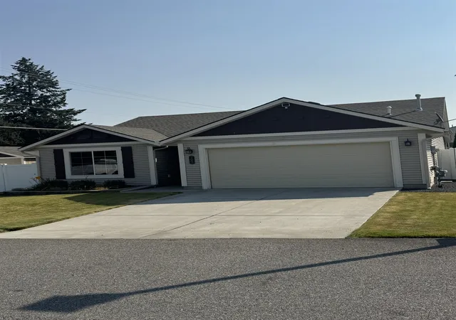 2nd image of 722 N Mamer Ln, Spokane Valley, WA 99216 | MLS# 202622981