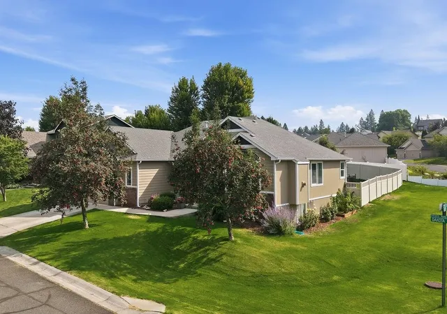 3rd image of 12004 N Dakota Ln, Spokane, WA 99218 | MLS# 202622985