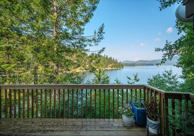 image of 3959 Bayside Way, Loon Lake, WA 99148 | MLS# 202622987