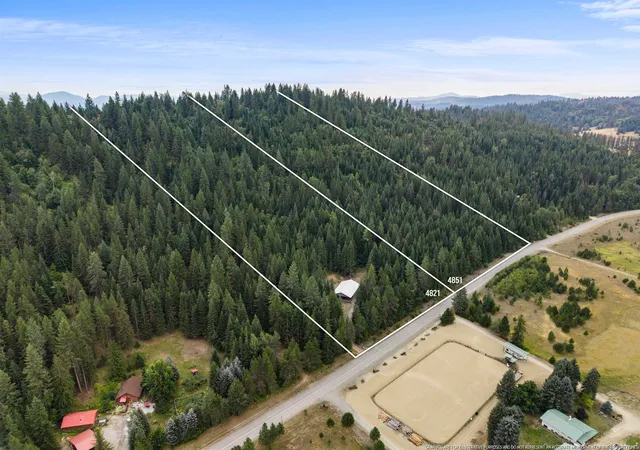 1st image of 4821 Coyote Trl, Newport, WA 99156 | MLS# 202622991