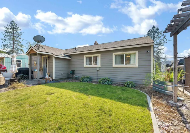 3rd image of 5902 N Greenwood Blvd, Spokane, WA 99205 | MLS# 202622996