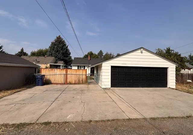 34th image of 5122 N Stevens St, Spokane, WA 99205 | MLS# 202622999