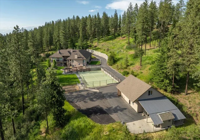 2nd image of 8720 N Bruce Rd, Spokane, WA 99217 | MLS# 202623012