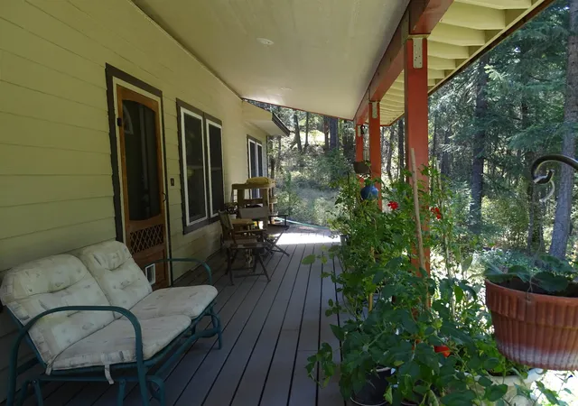 Photo 3 of Single family home for sale at 239 Bear Trak Ln, Athol, ID 83801 | MLS# 202623050 | Listing updated on 2026-10-24
