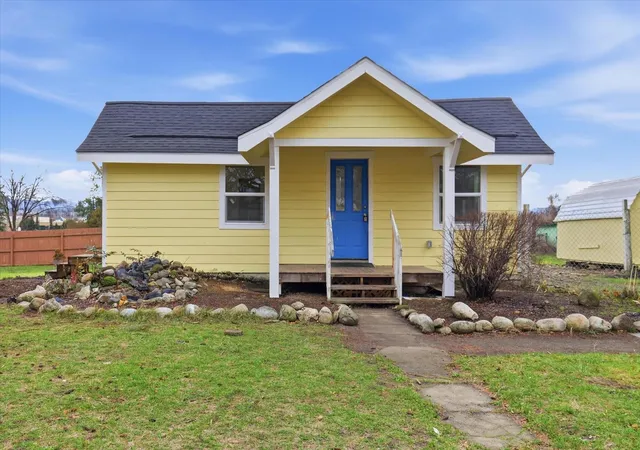 1st image of 14902 E Valleyway Ave, Spokane Valley, WA 99216 | MLS# 202623062