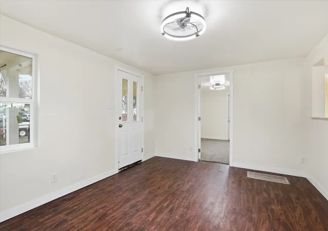 4th image of 14902 E Valleyway Ave, Spokane Valley, WA 99216 | MLS# 202623062