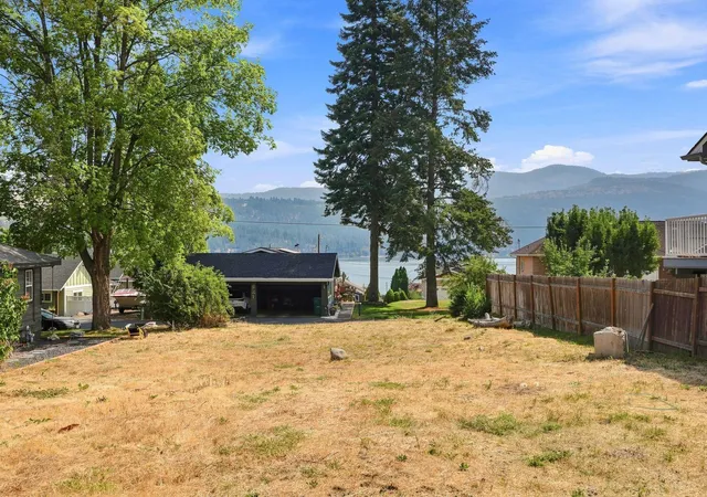 1st image of 825 S Garry Rd, Liberty Lake, WA 99019 | MLS# 202623064
