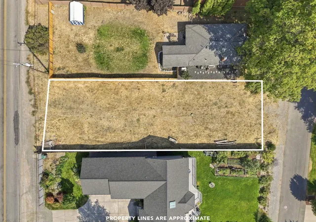 Photo 3 of Sale Pending at 825 S Garry Rd, Liberty Lake, WA 99019 | MLS# 202623064 | Listing updated on 2026-10-02