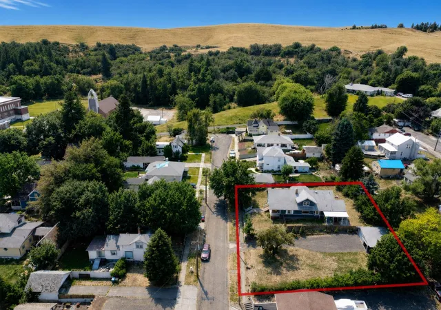 50th image of 1008 S Lake St, Colfax, WA 99111 | MLS# 202623067