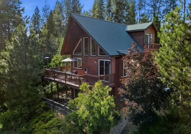 Photo 3 of Single family home for sale at 9832 Scotia Rd, Newport, WA 99156 | MLS# 202623075 | Listing updated on 2026-09-22