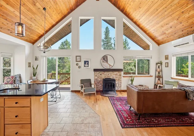 4th image of 9832 Scotia Rd, Newport, WA 99156 | MLS# 202623075