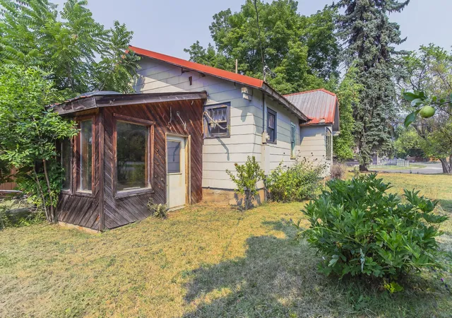 Photo 3 of Single family home for sale at 558 E 1St Ave, Colville, WA 99114 | MLS# 202623083 | Listing updated on 2026-08-31