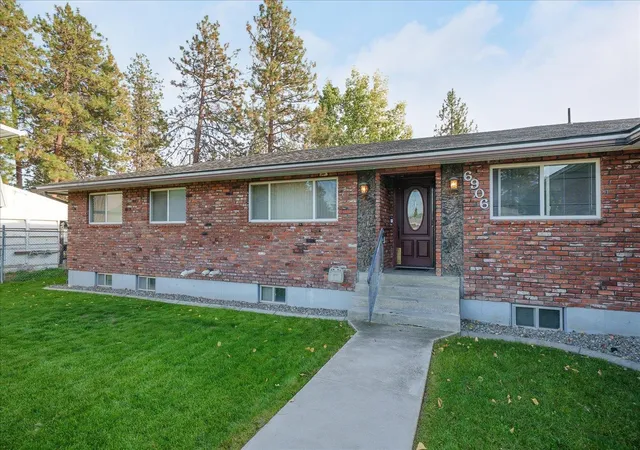 Photo 3 of Single family home for sale at 6906 E 10th Ave, Spokane, WA 99212 | MLS# 202623105 | Listing updated on 2026-10-09