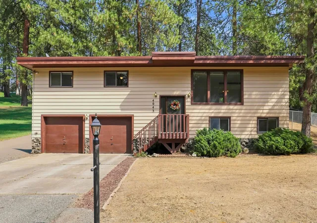 Photo 2 of Single family home for sale at 4043 S Schafer Rd, Spokane Valley, WA 99206 | MLS# 202623106 | Listing updated on 2026-10-20