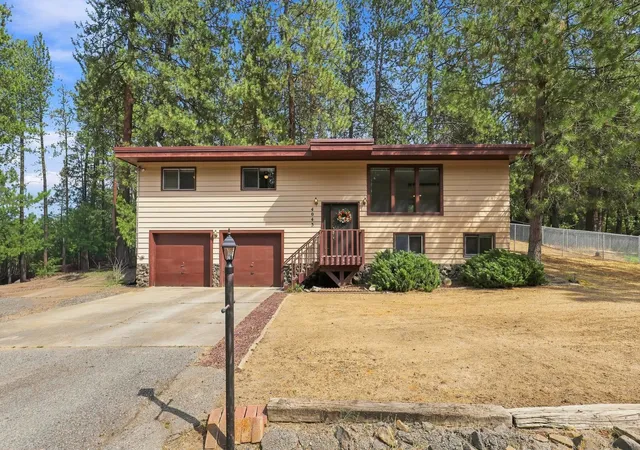 Photo 3 of Single family home for sale at 4043 S Schafer Rd, Spokane Valley, WA 99206 | MLS# 202623106 | Listing updated on 2026-10-20