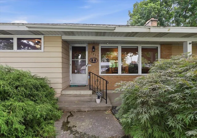 Photo 3 of Single family home for sale at 521 S Union Rd, Spokane, WA 99206 | MLS# 202623111 | Listing updated on 2026-10-08