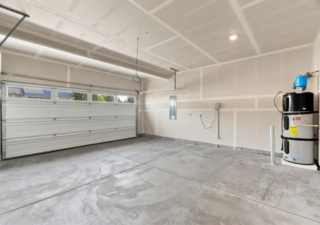 Photo 3 of Sale Pending at 2511 S Warren Ln, Spokane Valley, WA 99037 | MLS# 202623119 | Listing updated on 2026-10-17