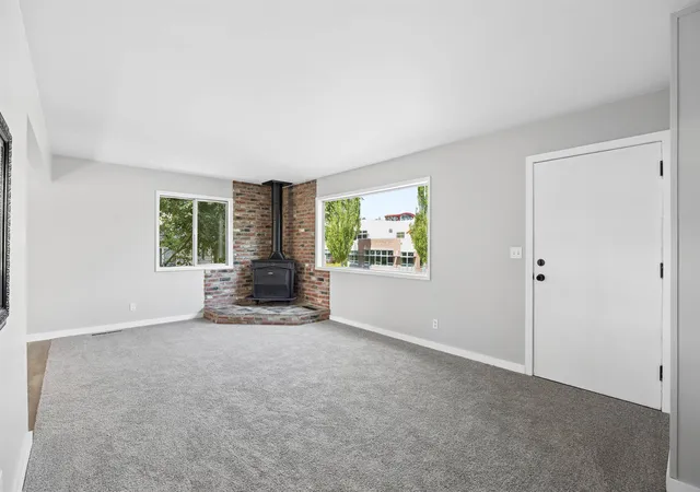 Photo 4 of Sale Pending at 3228 E 23Rd Ave, Spokane, WA 99223 | MLS# 202623121 | Listing updated on 2026-10-09