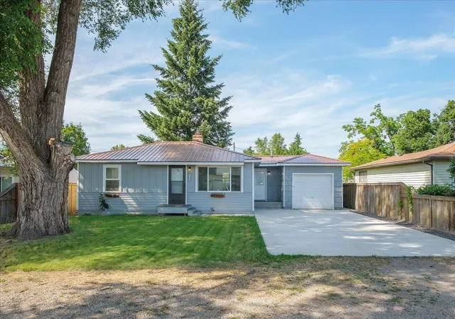 2nd image of 8209 E Indiana Ave, Spokane Valley, WA 99212 | MLS# 202623130