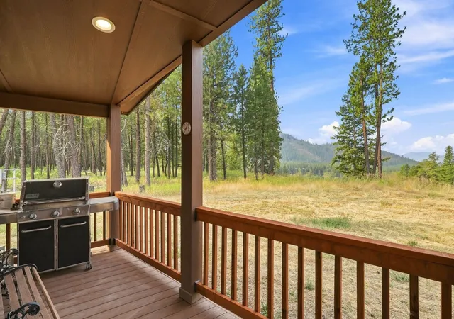 Photo 3 of Manufactured home for sale at 2845 C Burnt Valley Rd, Chewelah, WA 99109 | MLS# 202623132 | Listing updated on 2026-09-28