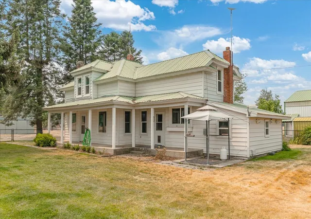 4th image of 29105 S Cheney-Plaza Rd, Cheney, WA 99004 | MLS# 202623136