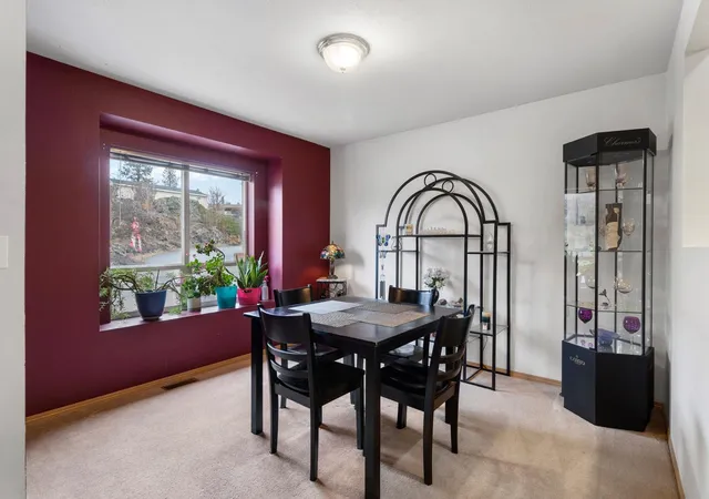 3rd image of 1020 S Westcliff Pl, Spokane, WA 99224 | MLS# 202623145