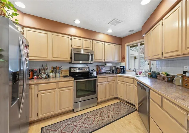 Photo 3 of Townhouse for sale at 3107 S Winthrop Ln, Spokane, WA 99203 | MLS# 202623157 | Listing updated on 2026-09-02