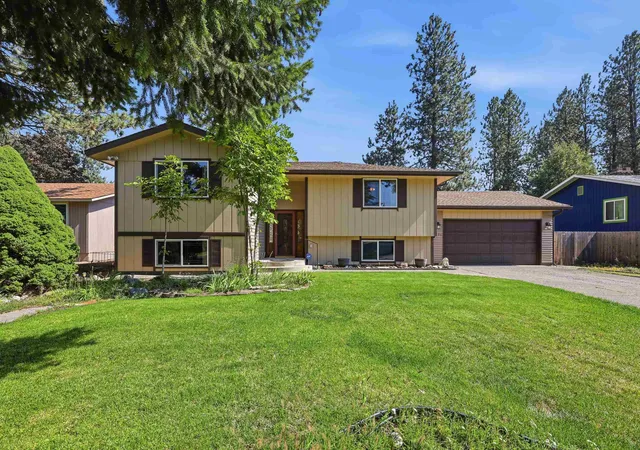 Photo 1 of Single family home for sale at 8306 N Standard St, Spokane, WA 99208 | MLS# 202623161 | Listing updated on 2026-10-06