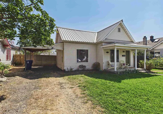Photo 3 of Single family home for sale at 4812 N Nelson St, Spokane, WA 99207 | MLS# 202623162 | Listing updated on 2026-09-28