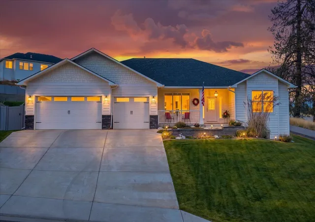 Photo 2 of Single family home for sale at 9302 W Floyd Dr, Cheney, WA 99004 | MLS# 202623179 | Listing updated on 2026-10-08