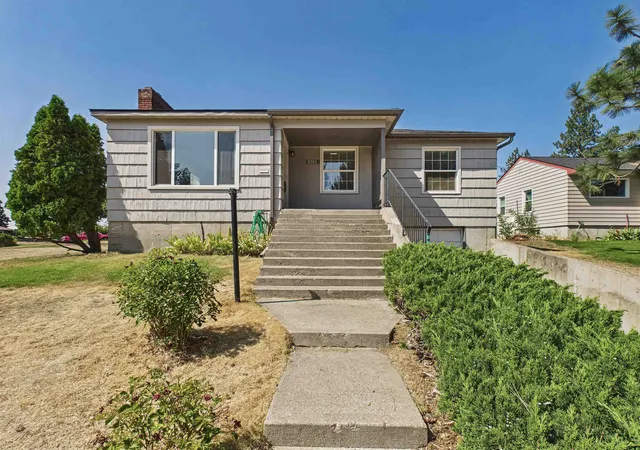 2nd image of 5303 N Fairmount Pl, Spokane, WA 99205 | MLS# 202623182