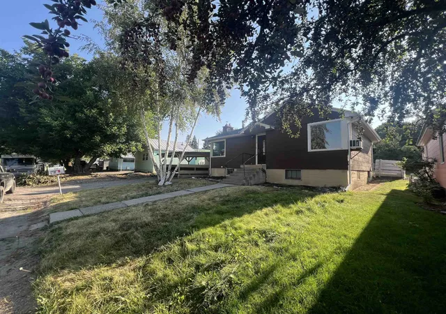 Photo 3 of Single family home for sale at 433 S Cedar St, Colville, WA 99114 | MLS# 202623189 | Listing updated on 2026-10-20