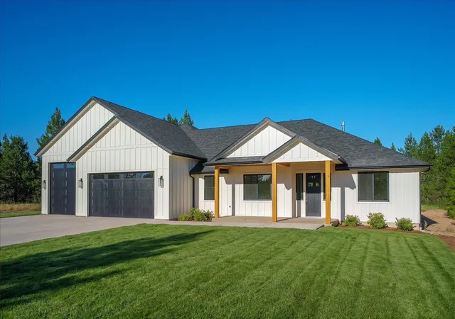 1st image of 41094 N Gray Owl Ln, Deer Park, WA 99006 | MLS# 202623191