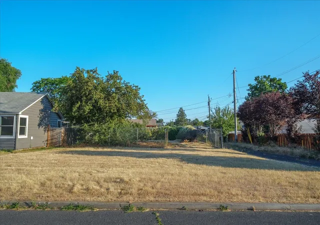 Photo 2 of Land for sale at 1222 E Marietta Ave, Spokane, WA 99207 | MLS# 202623196 | Listing updated on 2026-10-07