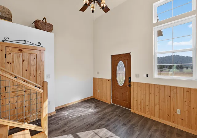 Photo 3 of Single family home for sale at 10208 N West Newman Lake Dr, Newman Lake, WA 99025 | MLS# 202623202 | Listing updated on 2026-10-03