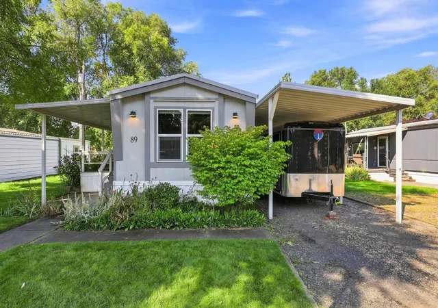 Photo 1 of Sale Pending at 2601 N Barker Rd, Spokane Valley, WA 99027 | MLS# 202623230 | Listing updated on 2026-10-05