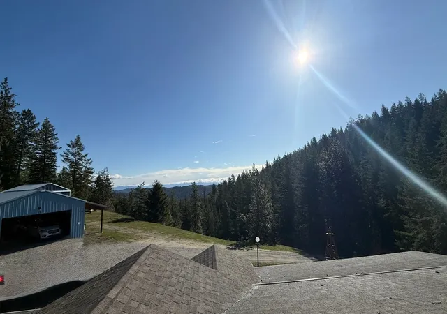 Photo 3 of Manufactured home for sale at 17405 E Rocky Top Ln, Spokane, WA 99217 | MLS# 202623236 | Listing updated on 2026-09-22