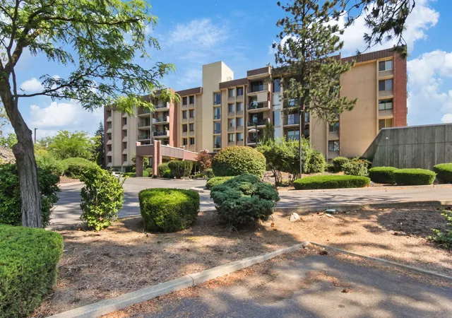 Photo 3 of Condo for sale at 1311 S Westcliff Pl, Spokane, WA 99224 | MLS# 202623252 | Listing updated on 2026-10-21