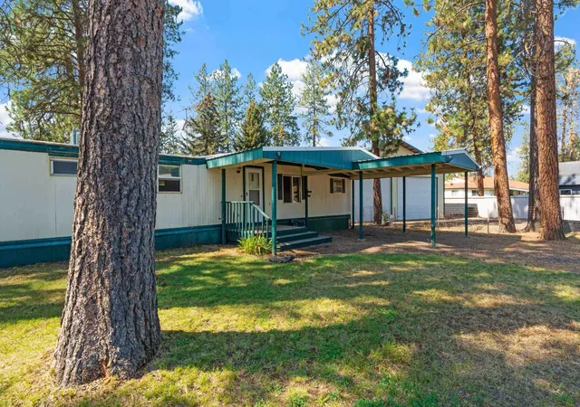 Photo 2 of Manufactured home for sale at 6447 Kathy Pl, Nine Mile Falls, WA 99026 | MLS# 202623260 | Listing updated on 2026-10-07