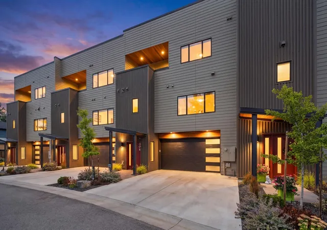 Photo 2 of Townhouse for sale at 4409 E 24th Ln, Spokane, WA 99223 | MLS# 202623262 | Listing updated on 2026-10-08