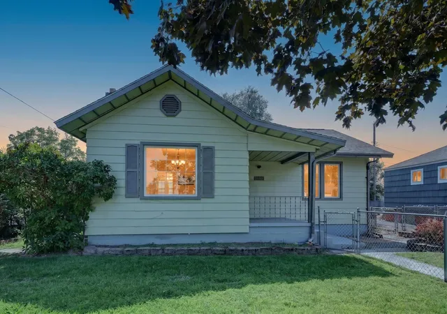 Photo 1 of Single family home for sale at 1658 E Rich Ave, Spokane, WA 99207 | MLS# 202623268 | Listing updated on 2026-10-06