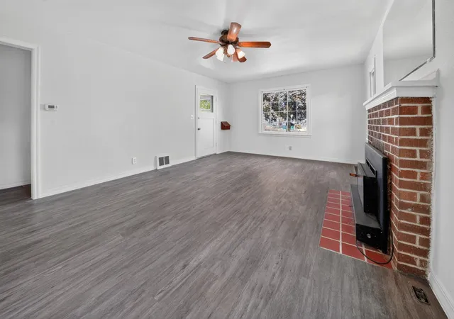 Photo 3 of Single family home for sale at 1658 E Rich Ave, Spokane, WA 99207 | MLS# 202623268 | Listing updated on 2026-10-06